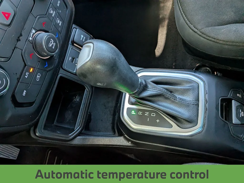 Used 2020 Gray Jeep Latitude image 20