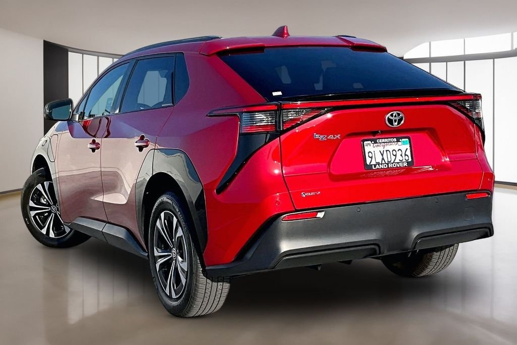 Used 2024 Supersonic Red Toyota XLE image 4