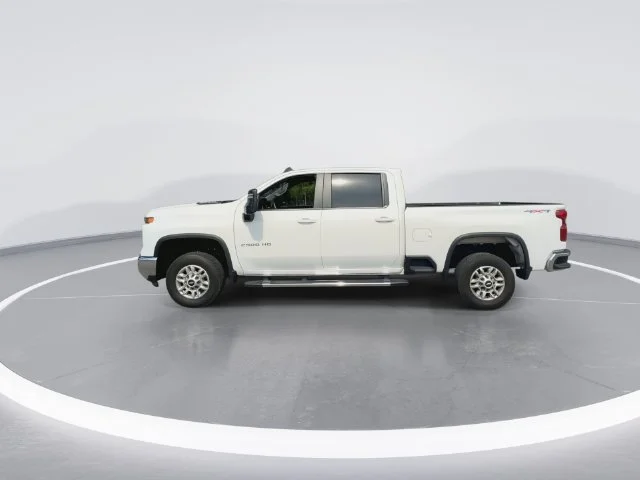 Certified Used 2025 Summit White Chevrolet LT image 6