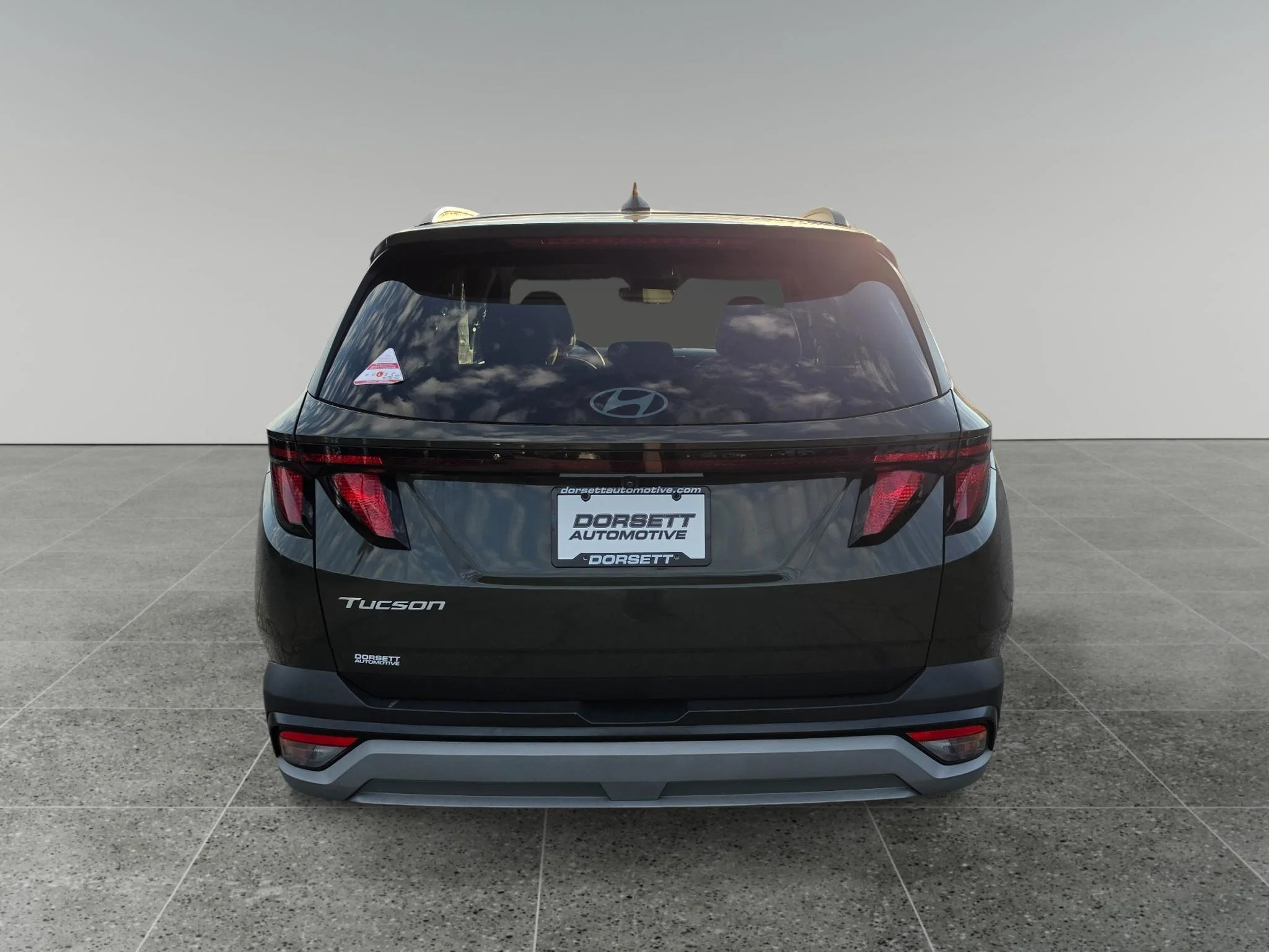 Used 2025 Rockwood Green Hyundai SEL image 5