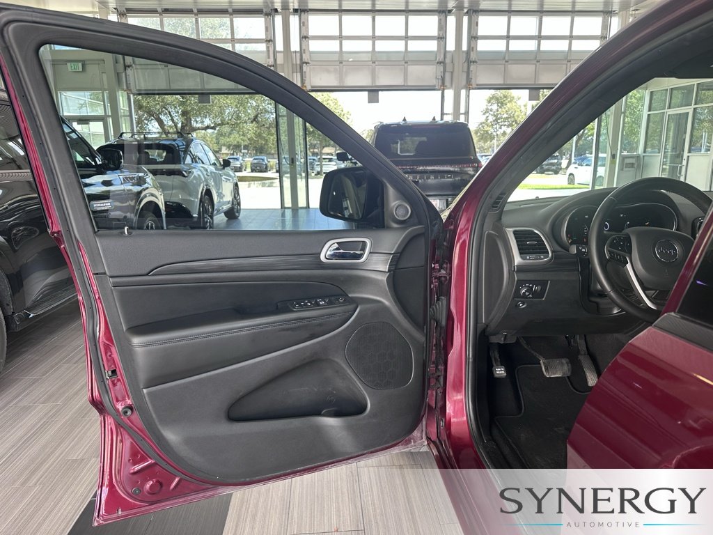 Used 2020 Velvet Red Pearlcoat Jeep Altitude image 21
