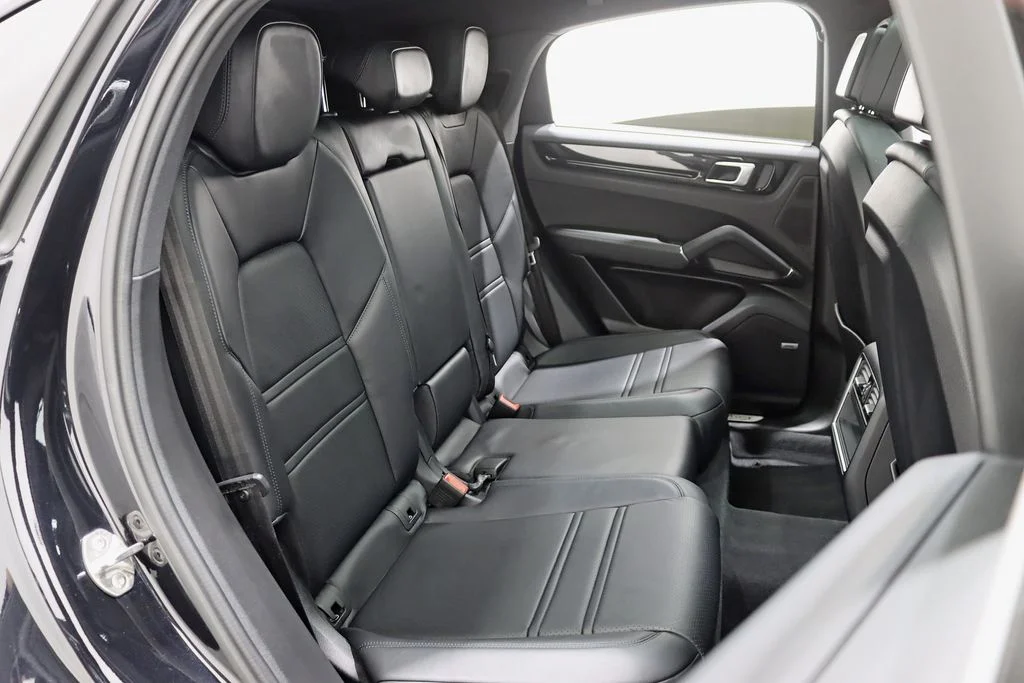 2022 Porsche Cayenne Coupe S
