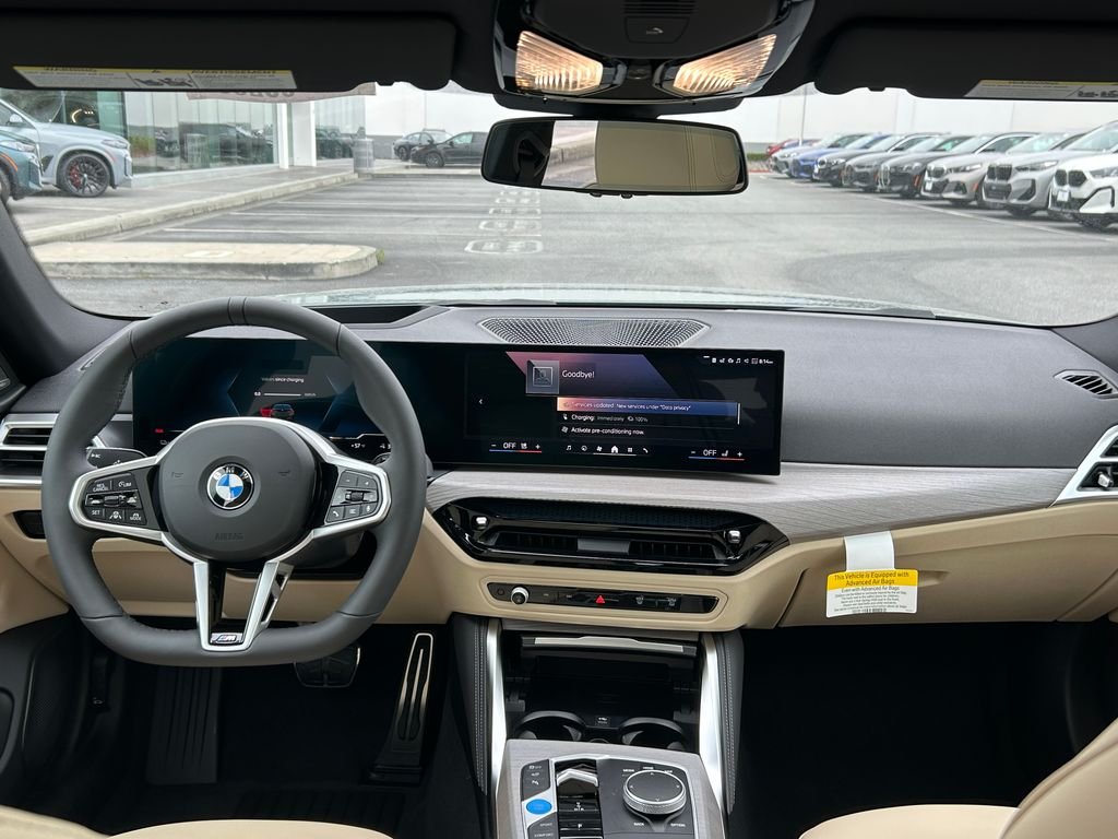 New 2026 Cape York Green Metallic BMW xDrive40 image 34