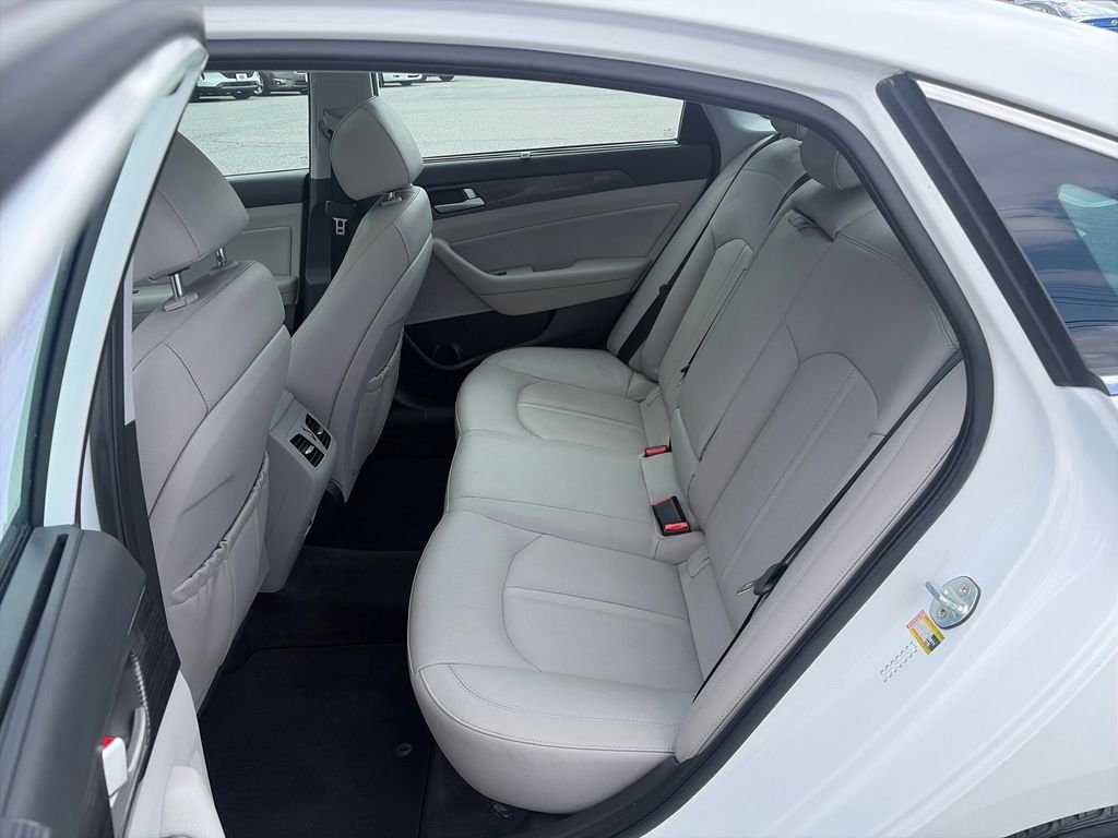 Used 2019 White Hyundai Limited image 26