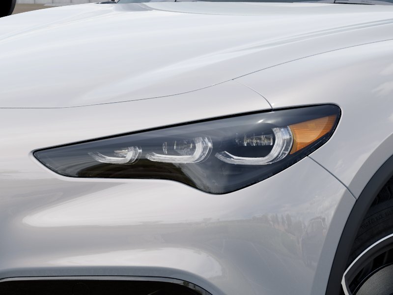 New 2026 Moonlight Gray Metallic Exterior Paint Alfa Romeo Base image 6