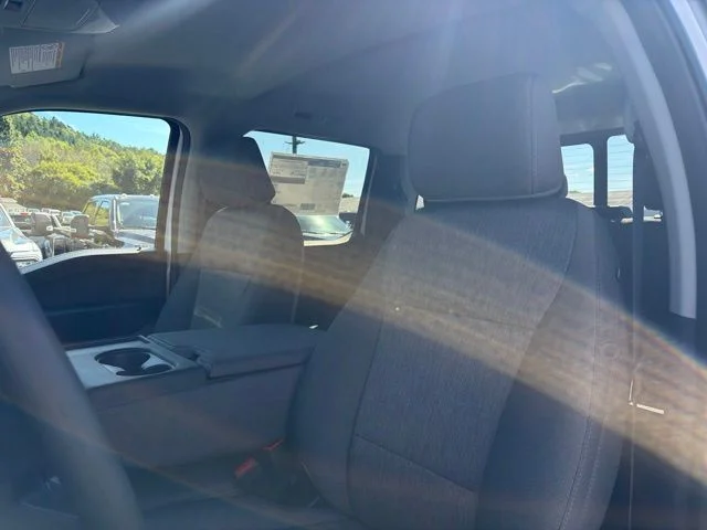 New 2027 Oxford White Ford F-350® XL image 25