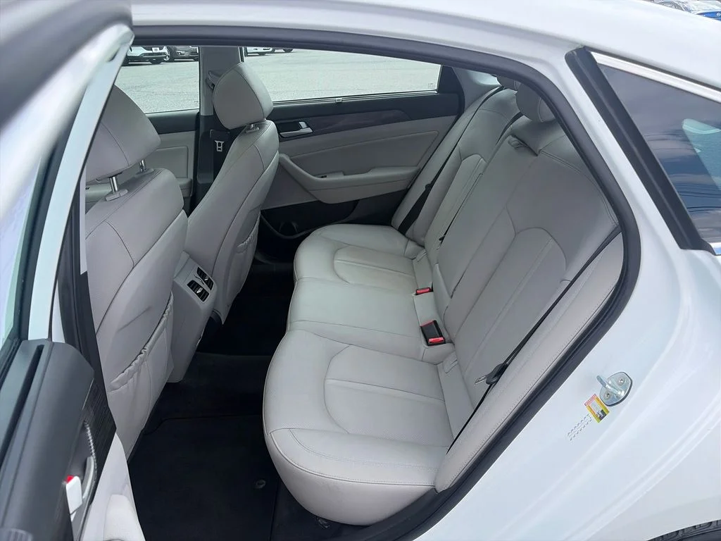 Used 2019 White Hyundai Limited image 26
