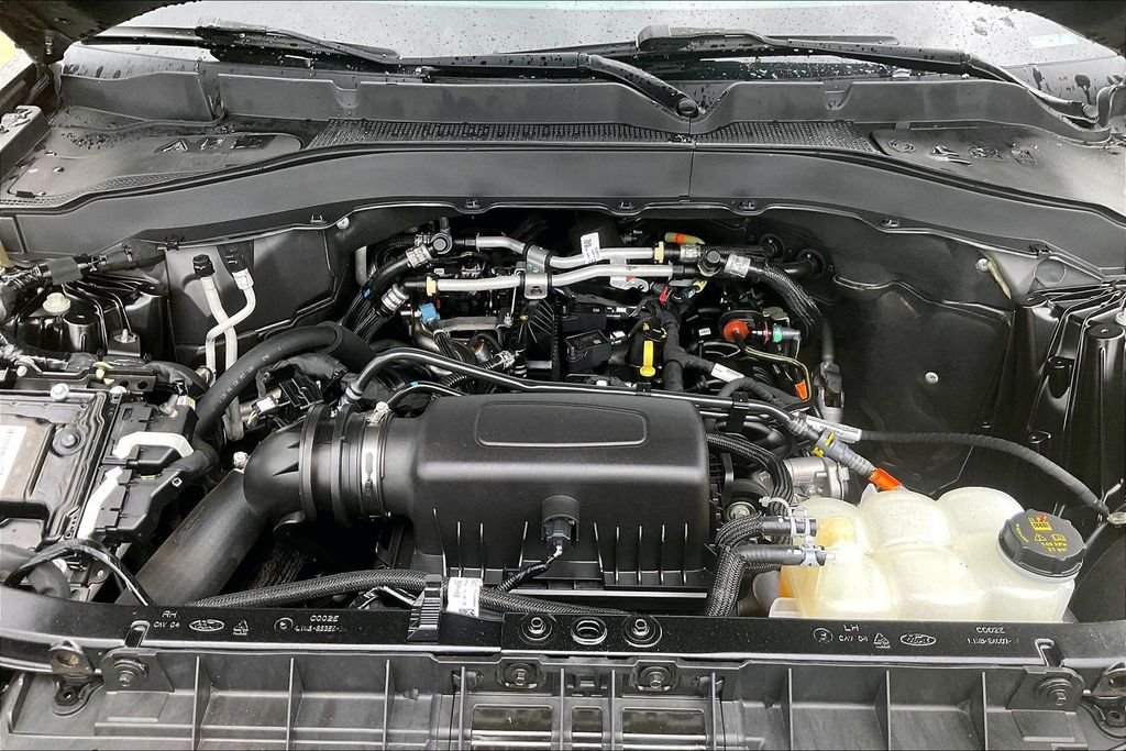 Used 2023 Gray Ford XLT image 9