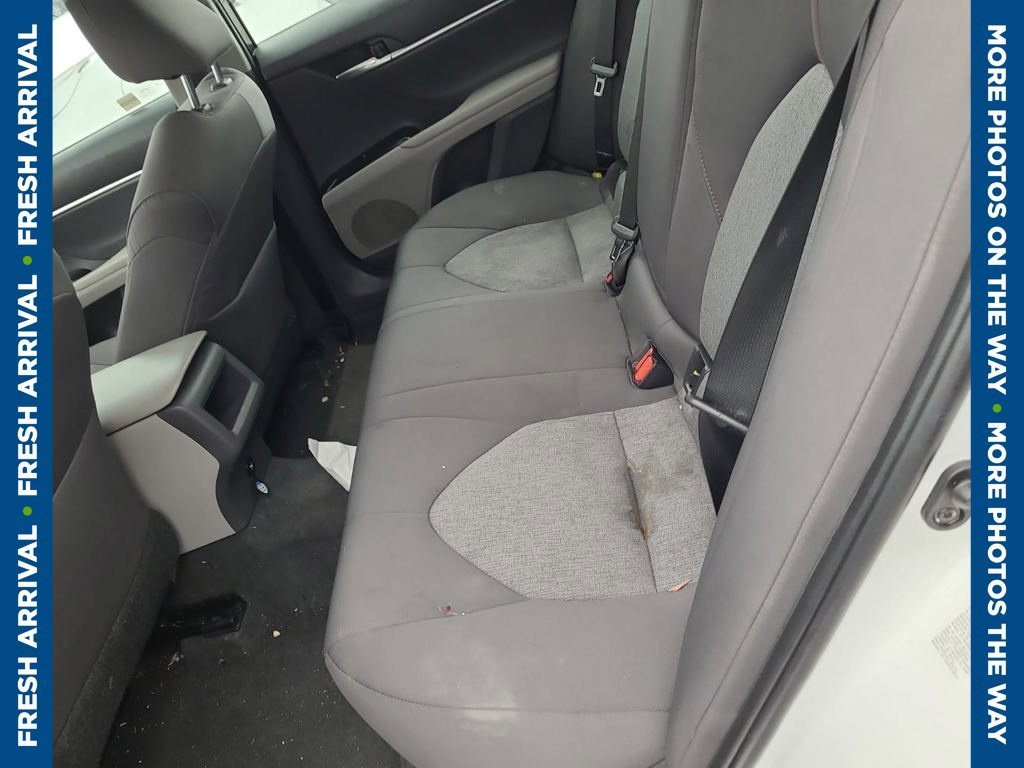 Used 2018 White Toyota LE image 6