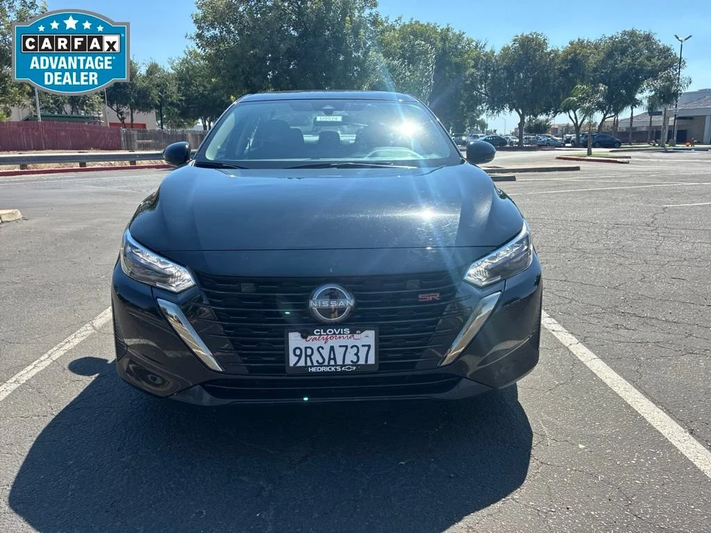 Used 2025 Super Black Nissan SR image 8