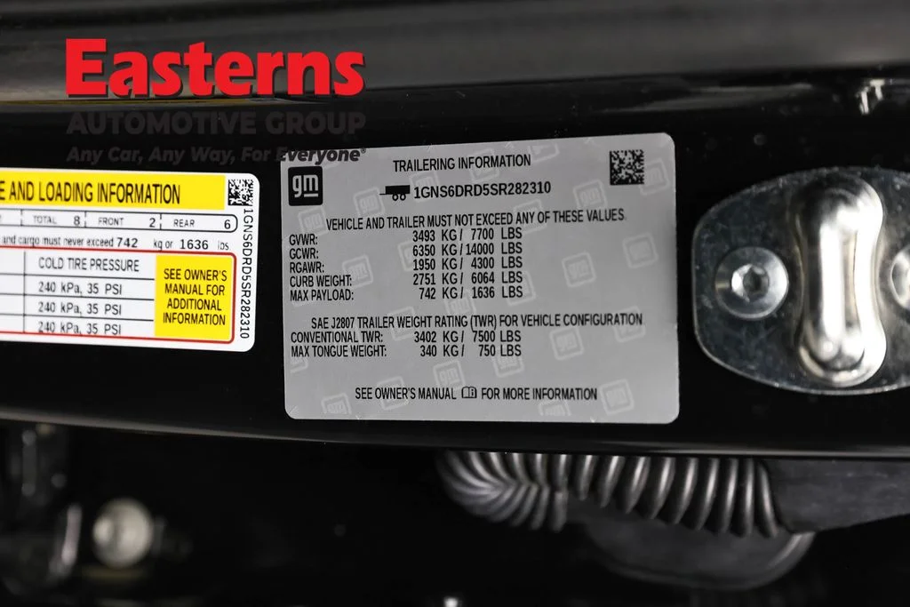 Used 2025 Black Chevrolet Z71 image 37