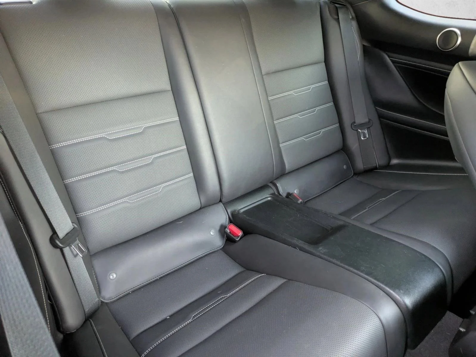 Certified Used 2021 Ultra White Lexus F SPORT image 18