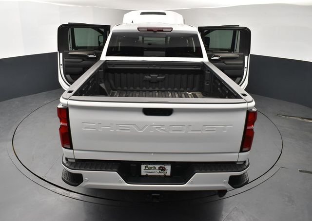 Used 2024 White Chevrolet LT image 29