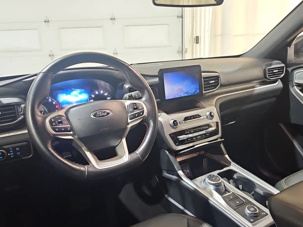 Used 2023 Iconic Silver Metallic Ford Timberline image 18