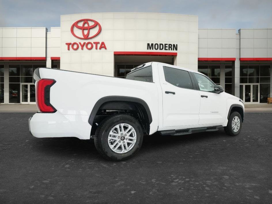 New 2026 Ice Cap Toyota SR5 image 7