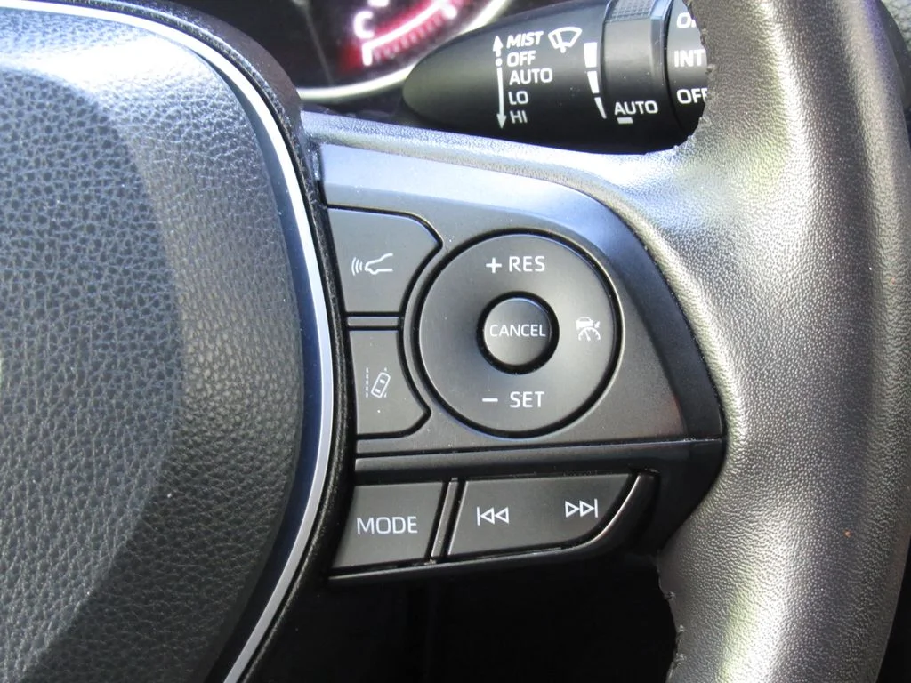 Certified Used 2023 Silver Sky Metallic Toyota XLE Premium image 25