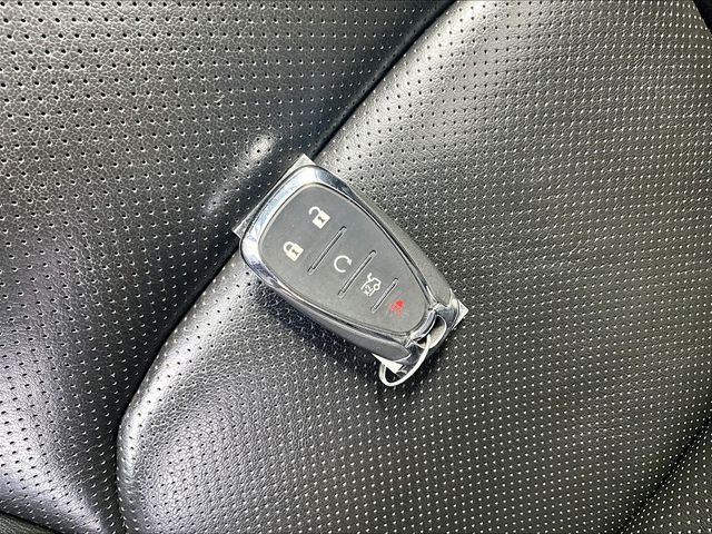 Used 2018 Silver Chevrolet SS image 11