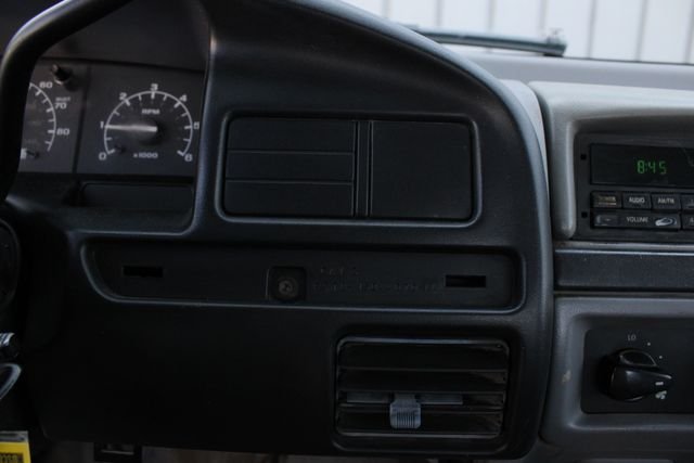 Used 1996 White Ford XL image 14
