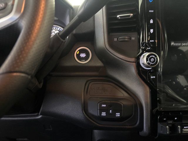 2026 RAM 2500 Tradesman - Photo 13