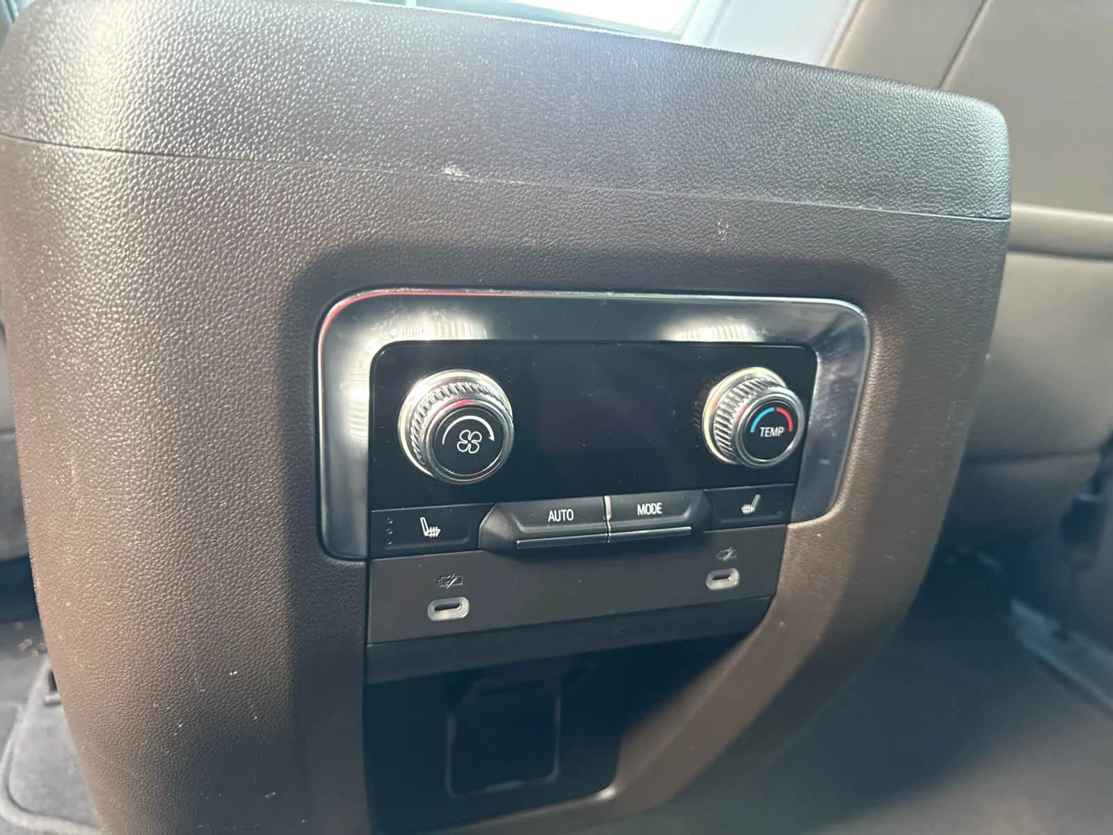 Used 2021 White Frost Tricoat GMC SLT image 18