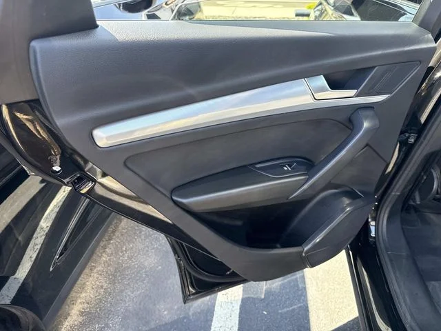 2025 Audi Q5 Premium - Photo 17