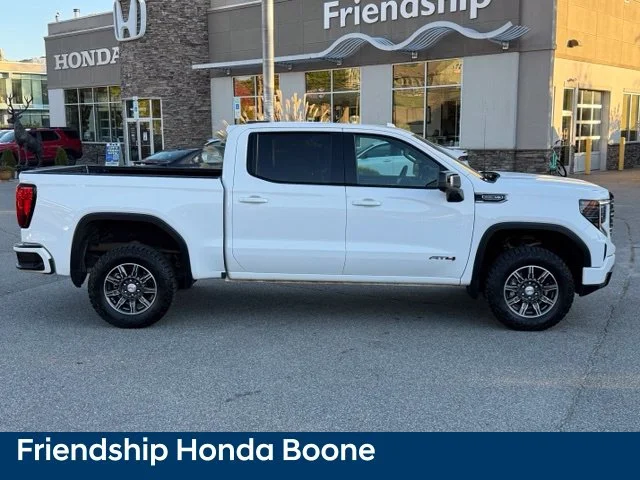 Used 2025 White GMC AT4 image 4