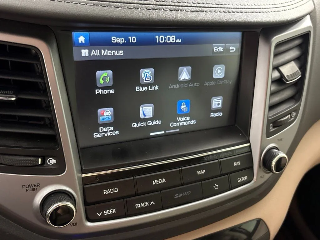 Used 2018 Red Hyundai SEL Plus image 36