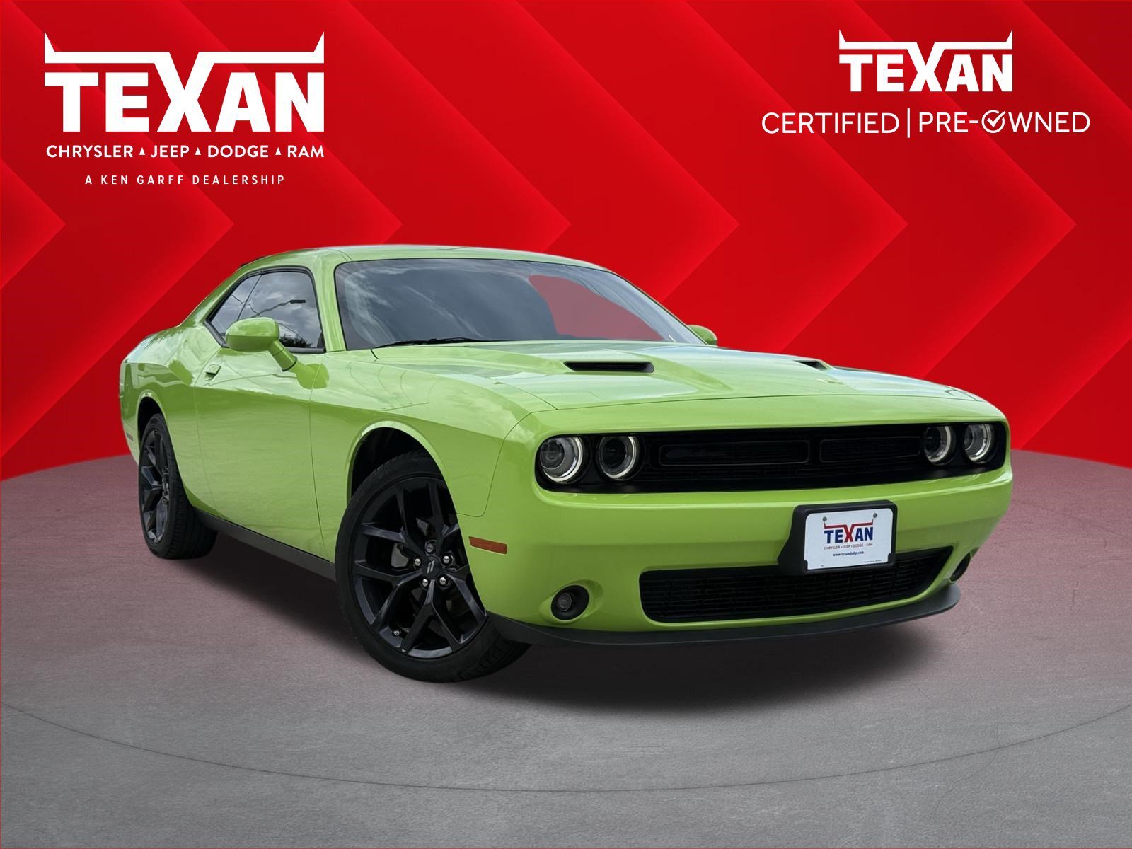 2023 Dodge Challenger SXT Auto's photo