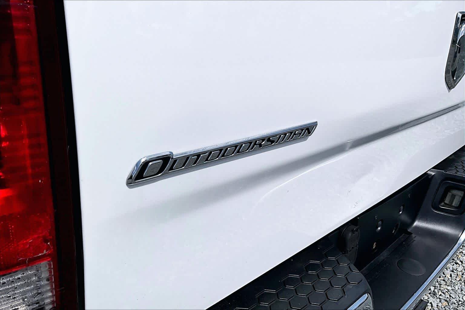 Used 2016 Bright White Ram Outdoorsman image 10