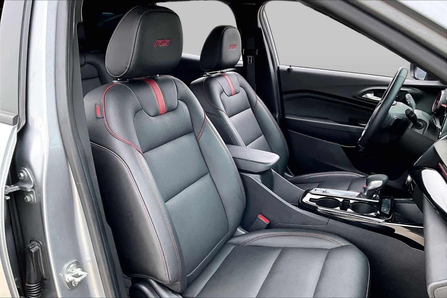 Used 2025 Sterling Gray Metallic Chevrolet 2RS image 8