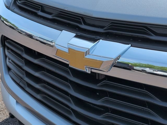 New 2026 Sterling Gray Metallic Chevrolet LT image 32