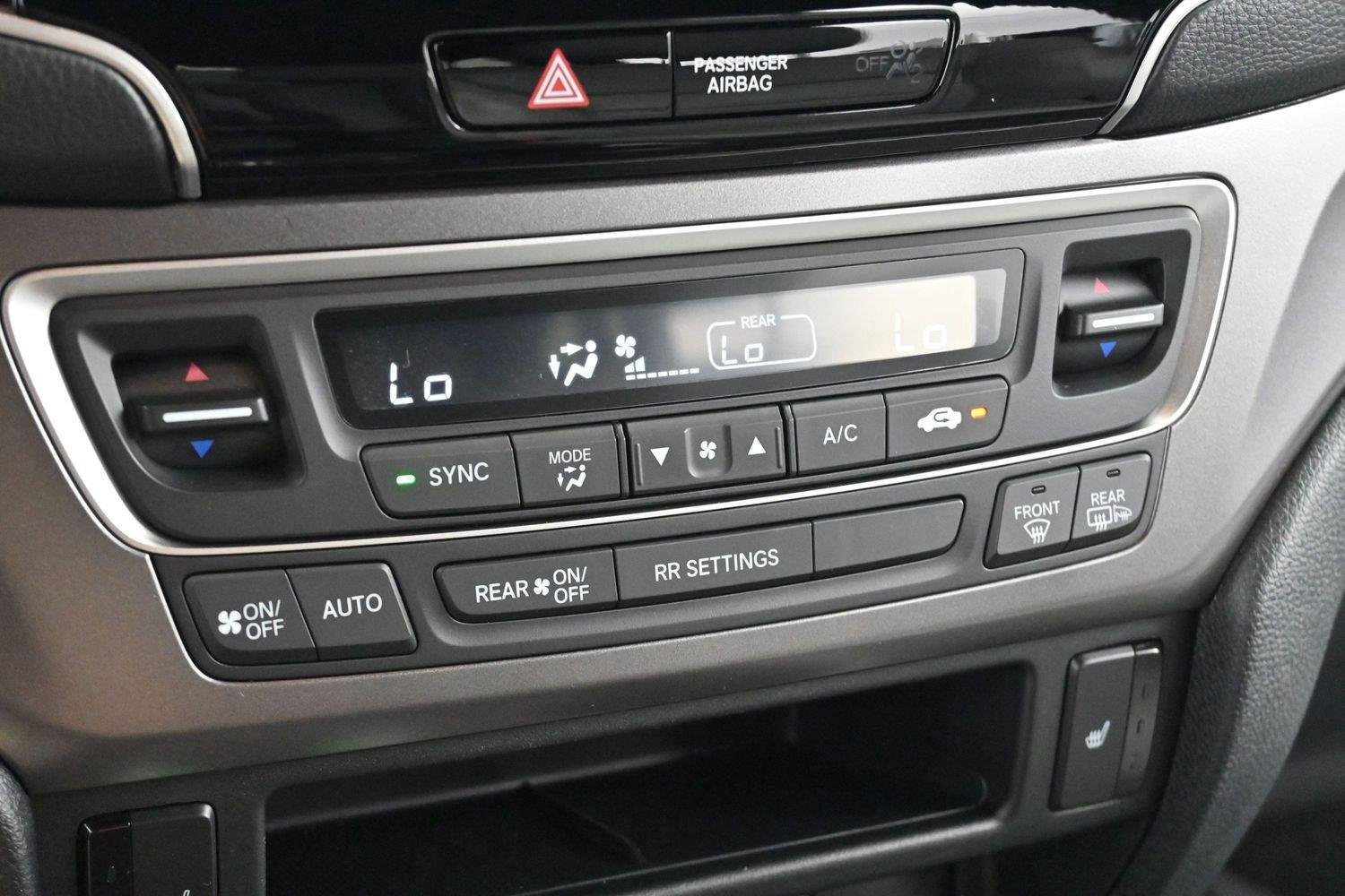 Used 2023 Platinum White Pearl Honda EX-L image 22