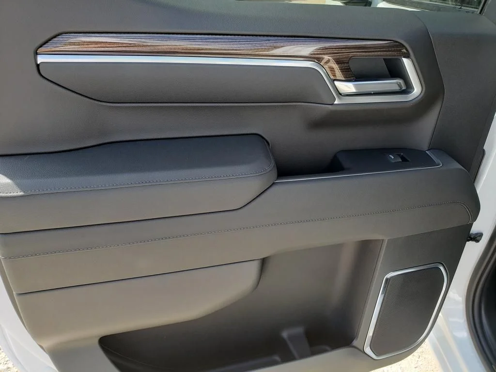 2026 Chevrolet Silverado 1500 LT - Photo 17