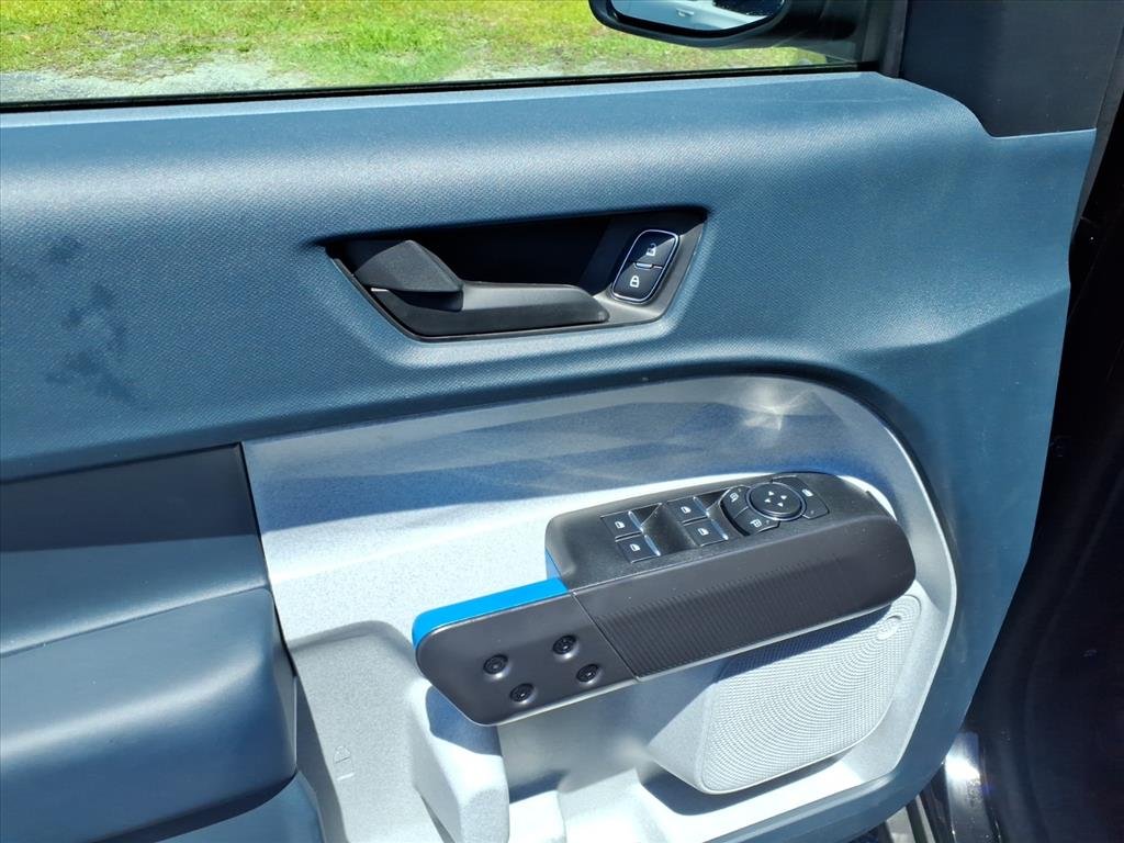 New 2026 Shadow Black Ford XLT image 15