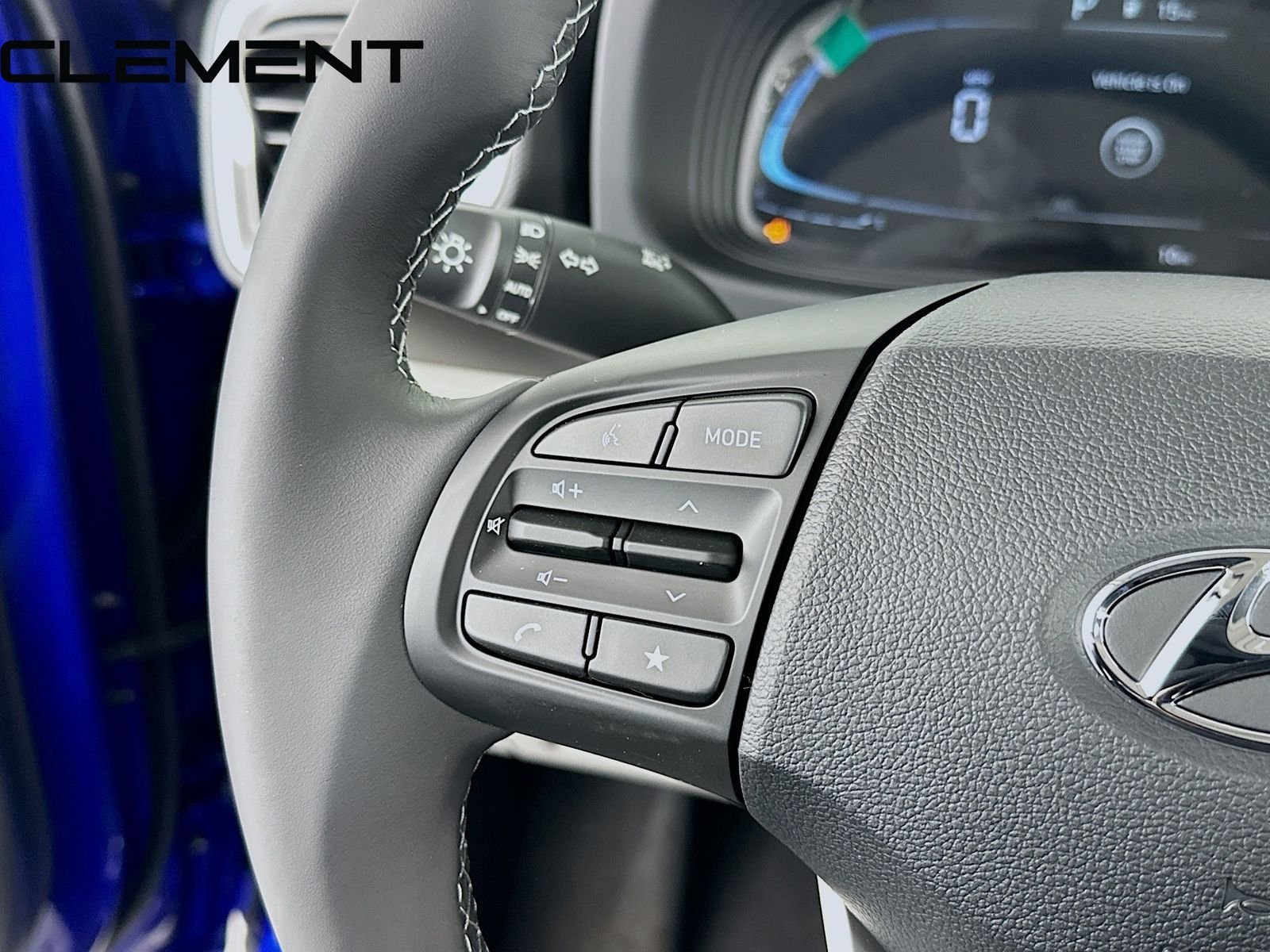 2026 Hyundai Venue SEL - Photo 15