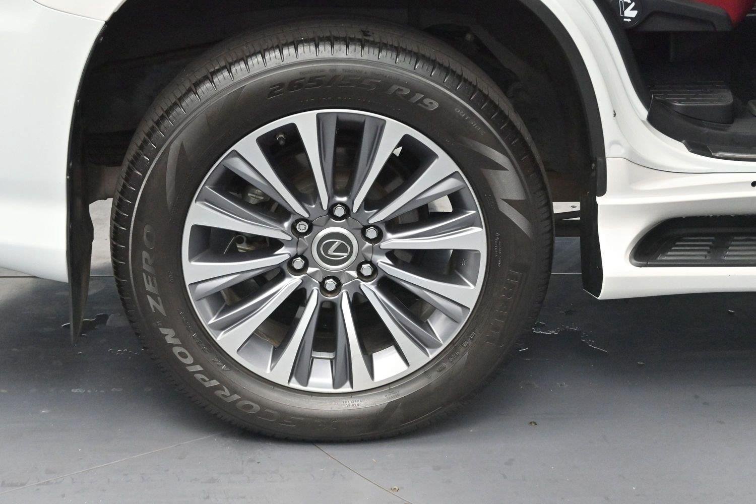 Used 2021 Starfire Pearl Lexus GX 460 Luxury image 44