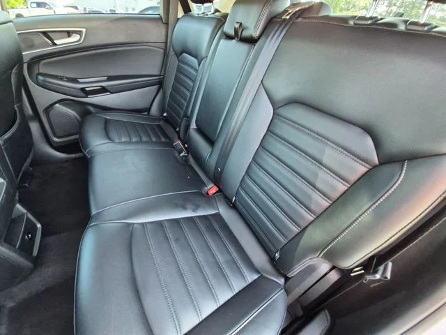 Used 2024 Gray Ford SEL image 29