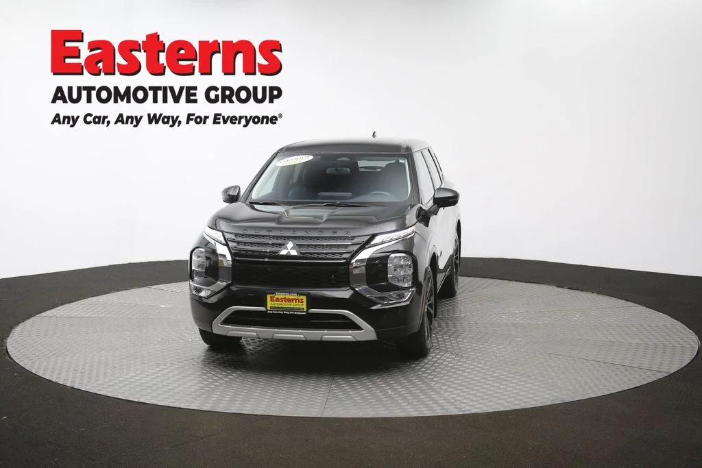 Used 2024 Black Mitsubishi SE image 53
