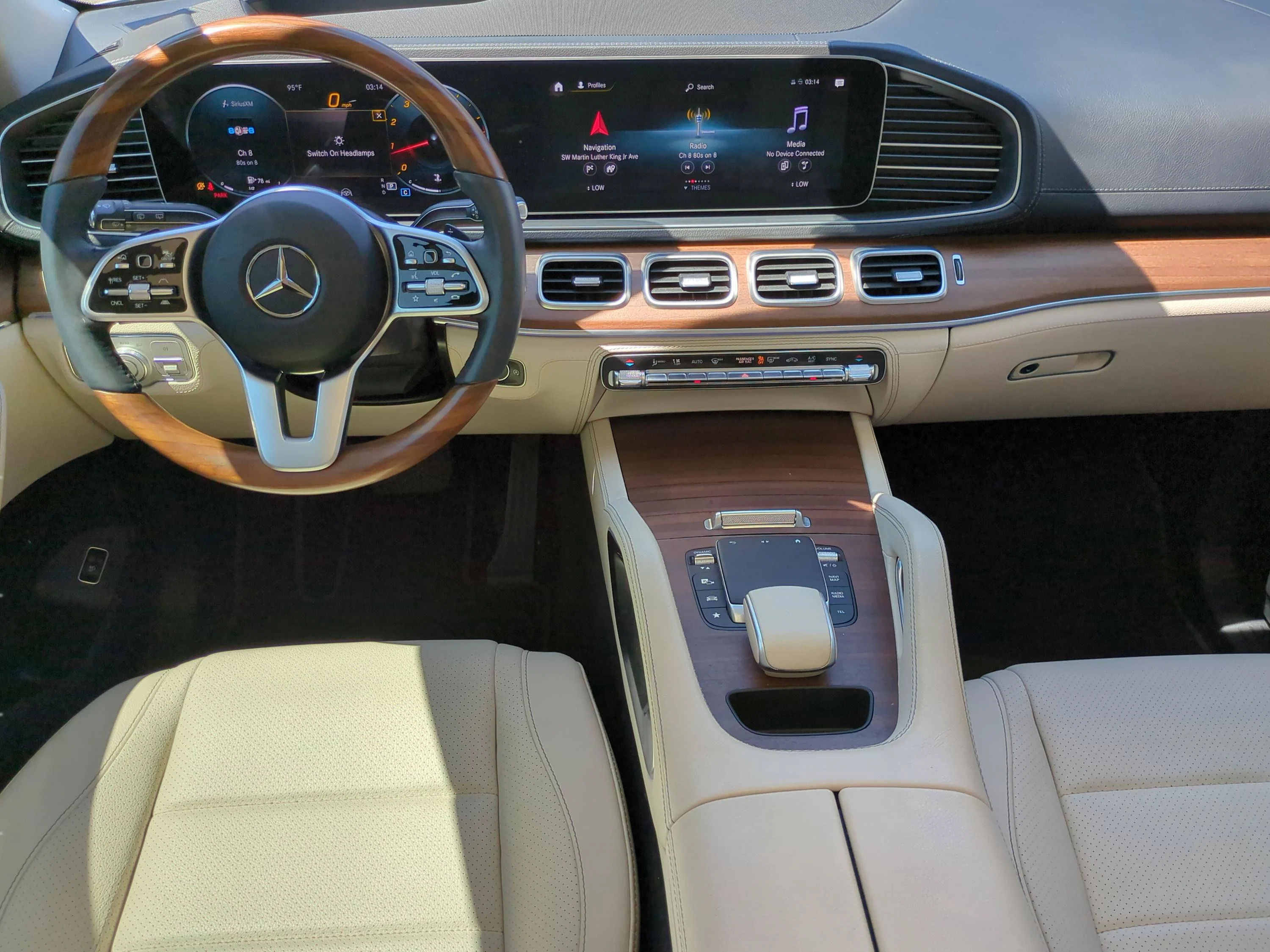 Used 2022 MANUFAKTUR Diamond White Bright Mercedes-Benz GLE 350 image 10