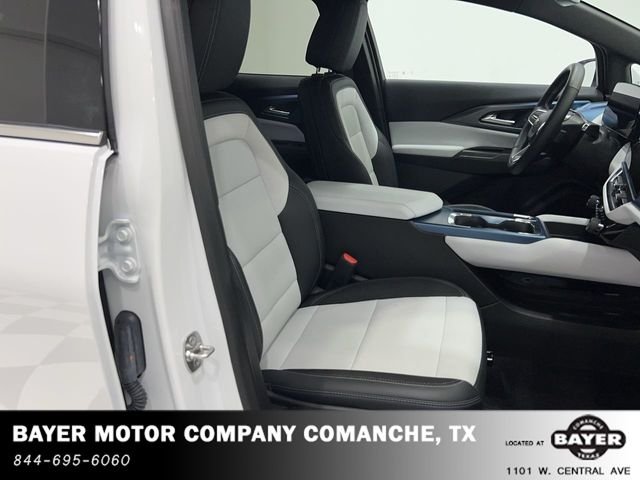 Used 2024 White Chevrolet LT image 22
