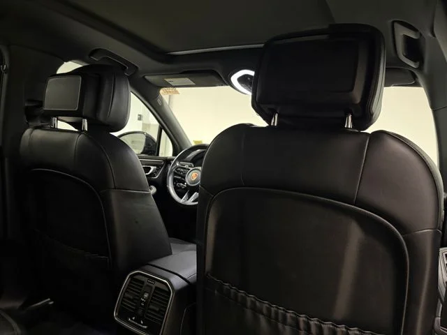Certified Used 2023  Porsche S image 32