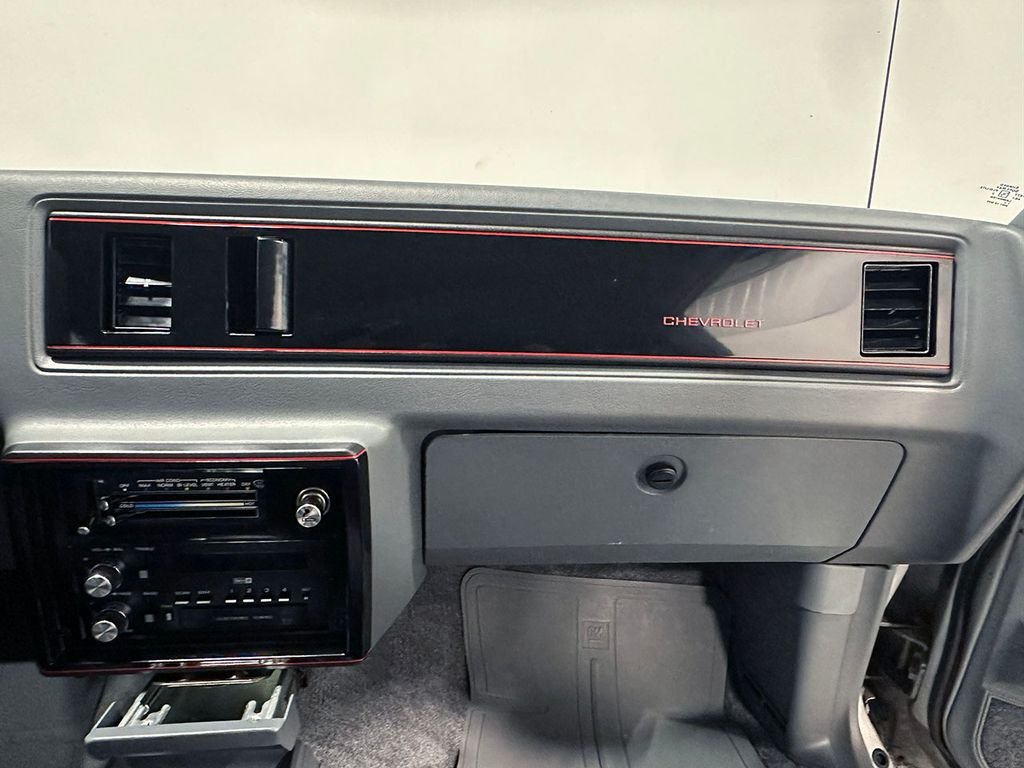 Used 1987 Gray Chevrolet  image 44