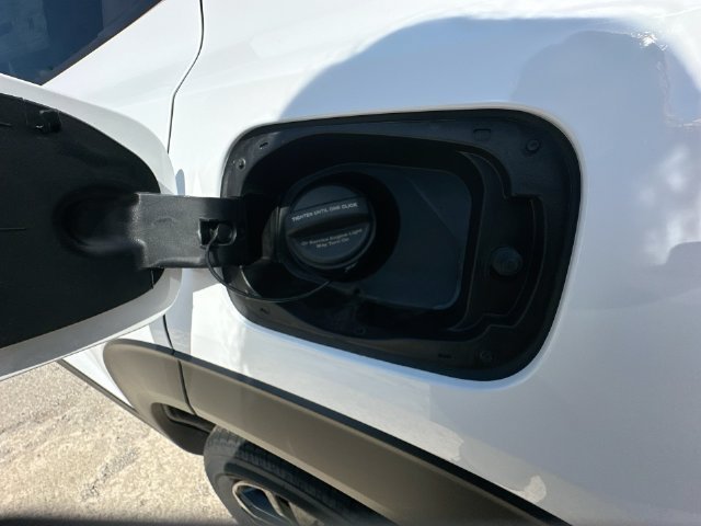 New 2026 Summit White Chevrolet LT image 43