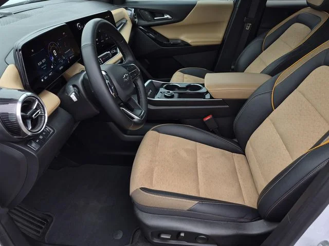 2025 Chevrolet Equinox ACTIV - Photo 12