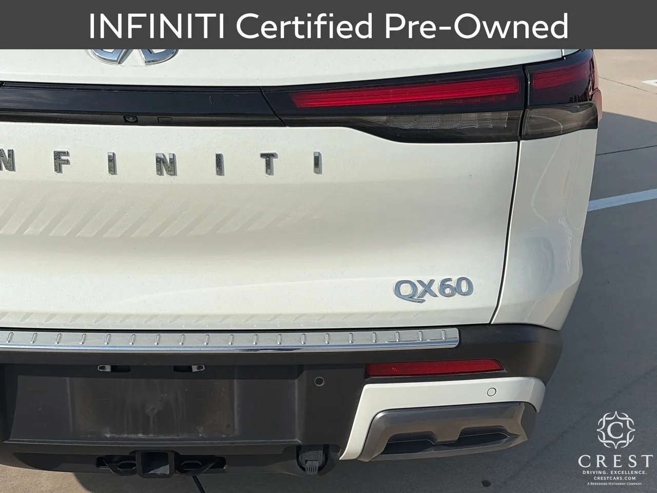 Certified Used 2025 Majestic White Black Obsid INFINITI AUTOGRAPH image 9