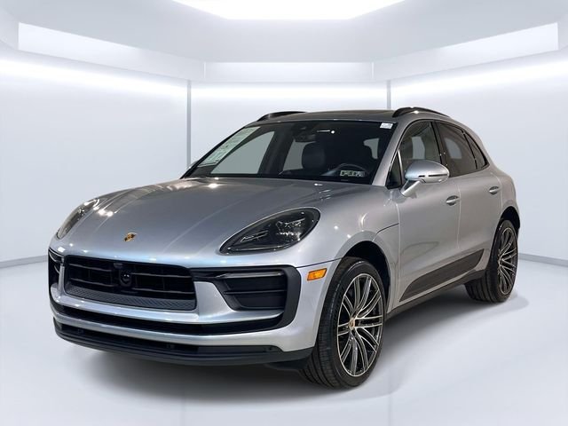 2026 Porsche Macan's photo