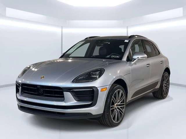 2026 Porsche Macan's photo