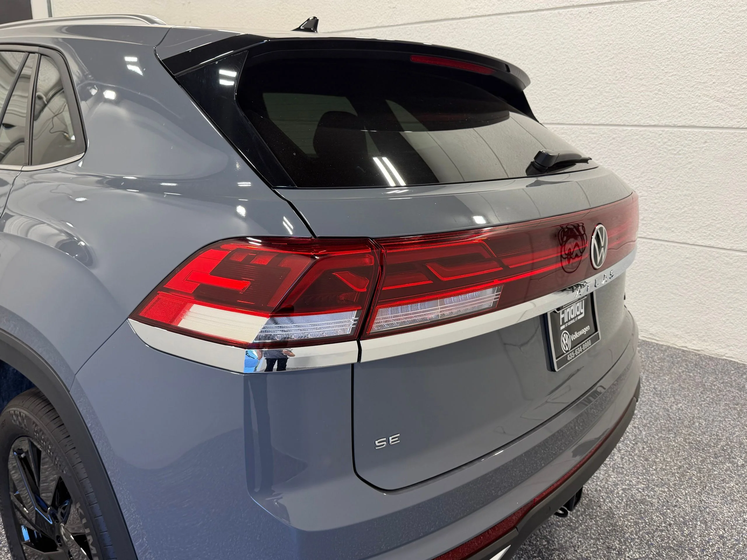 New 2026 Gray Volkswagen 2.0T SE w/Technology image 14