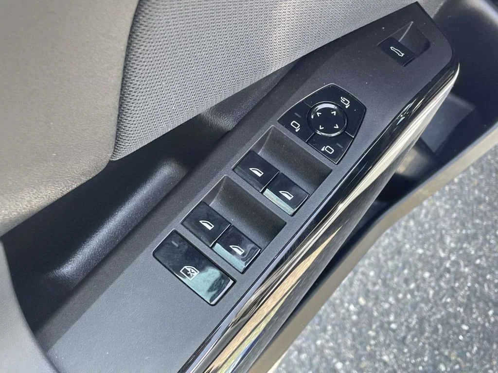 Certified Used 2026 Gray BMW M50 xDrive image 24
