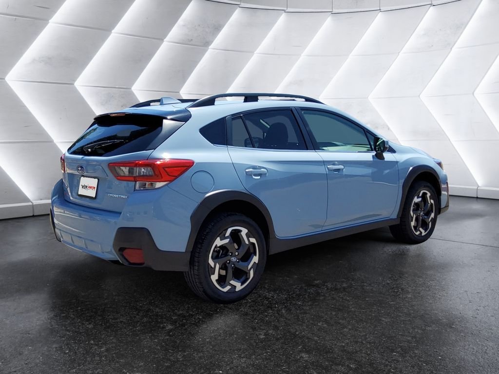 Used 2022 Gray Subaru Limited image 4